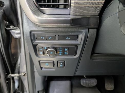 Used 2022 Ford F150 Platinum w/ Equipment Group 701A High AWD/4WD image 22
