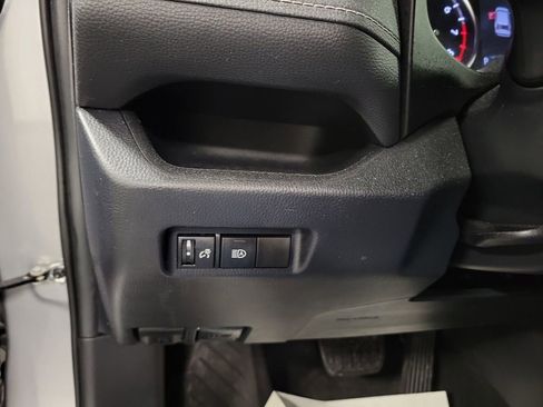 Used 2020 Toyota RAV4 LE image 21