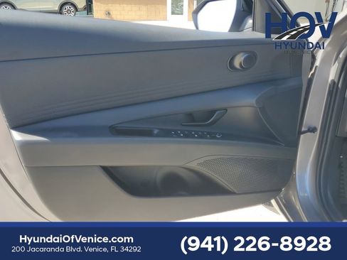 Certified 2025 Hyundai Elantra Sport FWD image 23