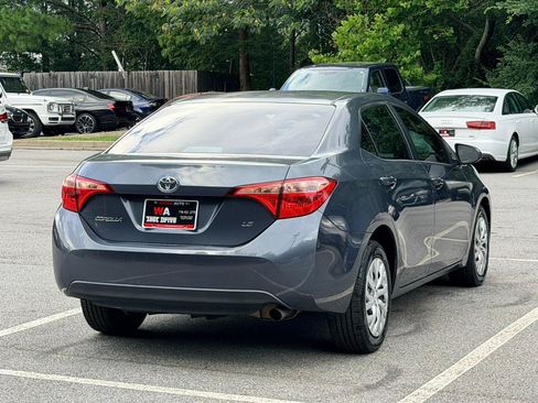 Used 2019 Toyota Corolla LE FWD image 5