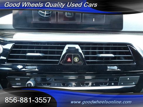 Used 2018 BMW 530i xDrive image 27