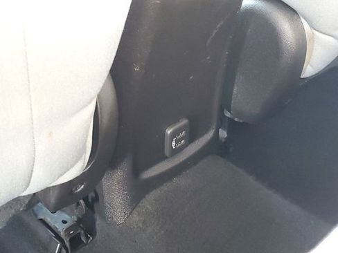 Used 2019 Chevrolet Cruze LT image 27