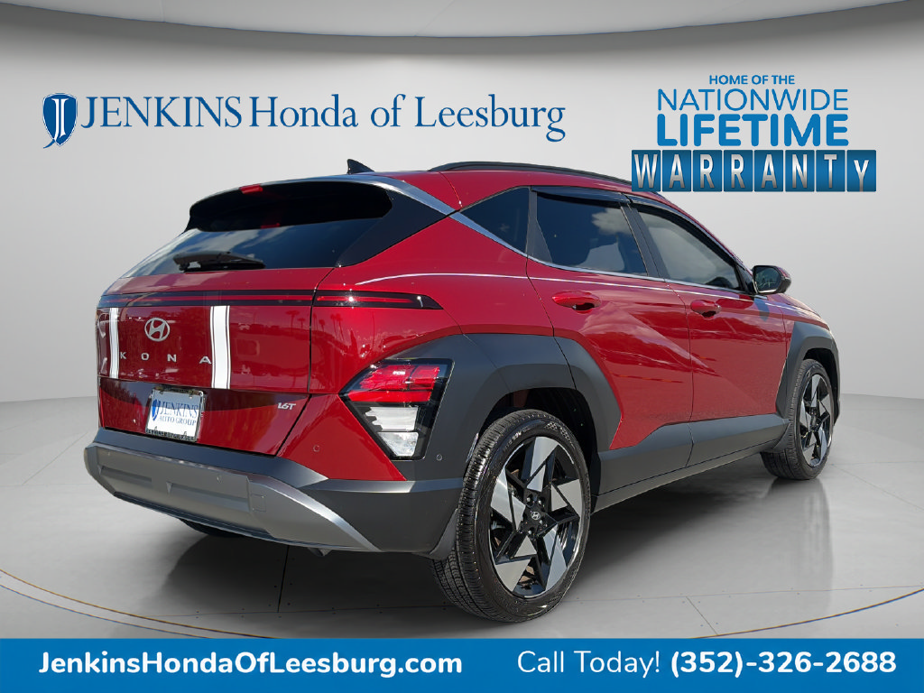 Used 2024 Hyundai Kona Limited FWD image 3