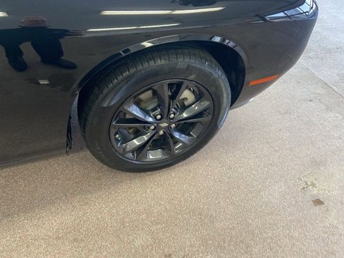 Certified 2023 Dodge Challenger SXT w/ Blacktop Package image 28