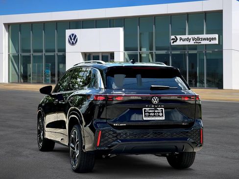 New 2026 Volkswagen Tiguan SEL R-Line AWD/4WD image 6
