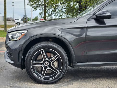 Used 2022 Mercedes-Benz GLC 300 GLC 300 w/ AMG Line image 8