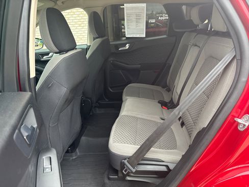 Used 2020 Ford Escape SE FWD image 4