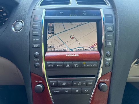 Used 2011 Lexus ES 350 FWD image 18