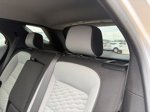 Used 2021 Chevrolet Equinox LS w/ LS Convenience Package AWD/4WD image 35