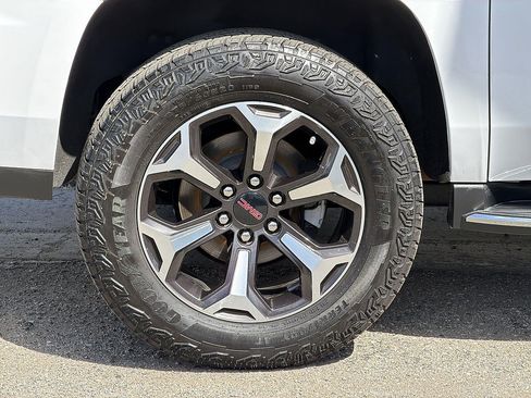 Used 2019 GMC Yukon XL SLT RWD image 32