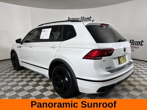 Used 2023 Volkswagen Tiguan SE R-Line FWD image 9