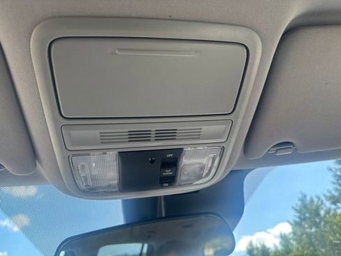 Used 2020 Honda Pilot LX image 20