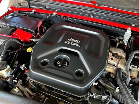 Used 2019 Jeep Wrangler Unlimited Sport S AWD/4WD image 28