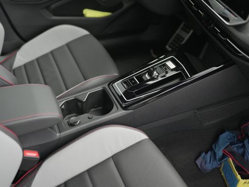 New 2025 Volkswagen GTI Autobahn image 24