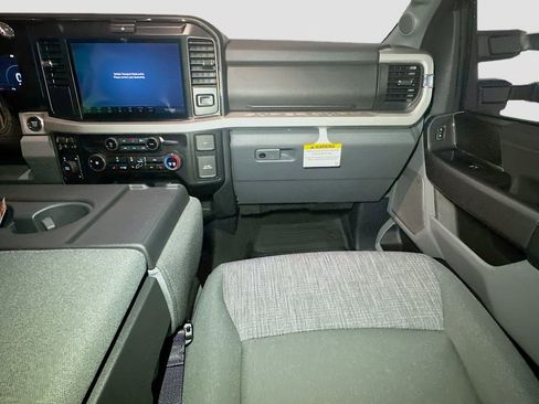 New 2026 Ford F350 XLT w/ XLT Premium Package AWD/4WD image 28