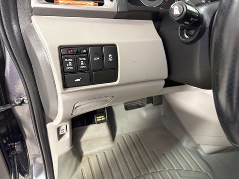 Used 2015 Honda Odyssey EX-L image 15