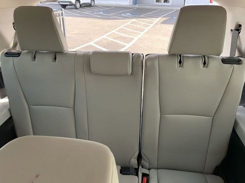 Certified 2024 Toyota Grand Highlander XLE AWD/4WD image 33