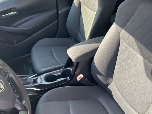 Used 2020 Toyota Corolla LE image 14