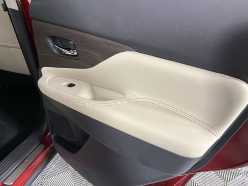 Used 2024 Nissan Murano Platinum w/ Cargo Package image 31