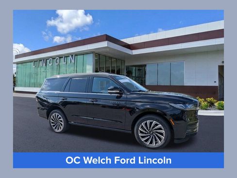 Certified 2025 Lincoln Navigator Black Label AWD/4WD image 1