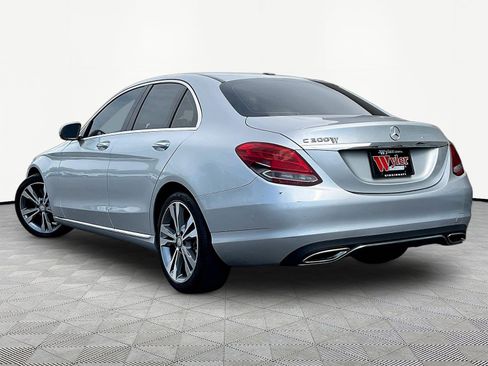 Used 2016 Mercedes-Benz C 300 Sedan image 4