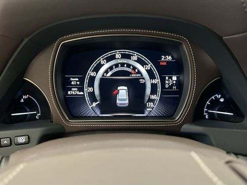 Used 2018 Lexus LS 500 AWD image 15