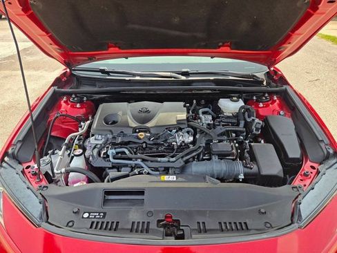 Used 2025 Toyota Camry LE FWD image 31