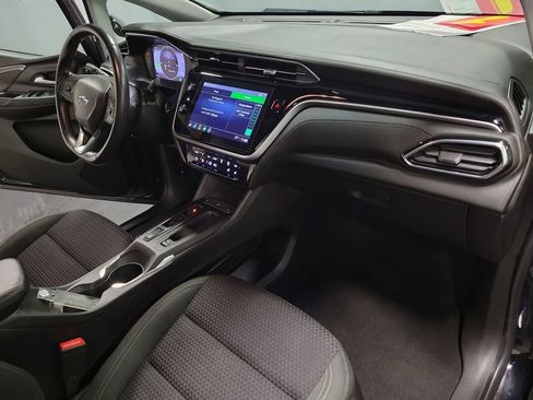 Used 2022 Chevrolet Bolt LT FWD image 22