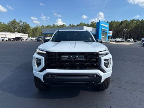 New 2026 GMC Canyon Elevation w/ Convenience Package RWD image 8