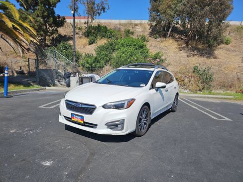 Used 2017 Subaru Impreza 2.0i Limited AWD/4WD image 3