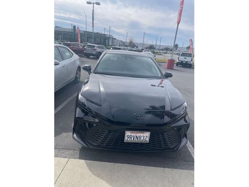 Certified 2025 Toyota Camry SE FWD image 2