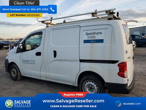 Used 2015 Nissan NV200 S w/ Back Door Glass Package image 3