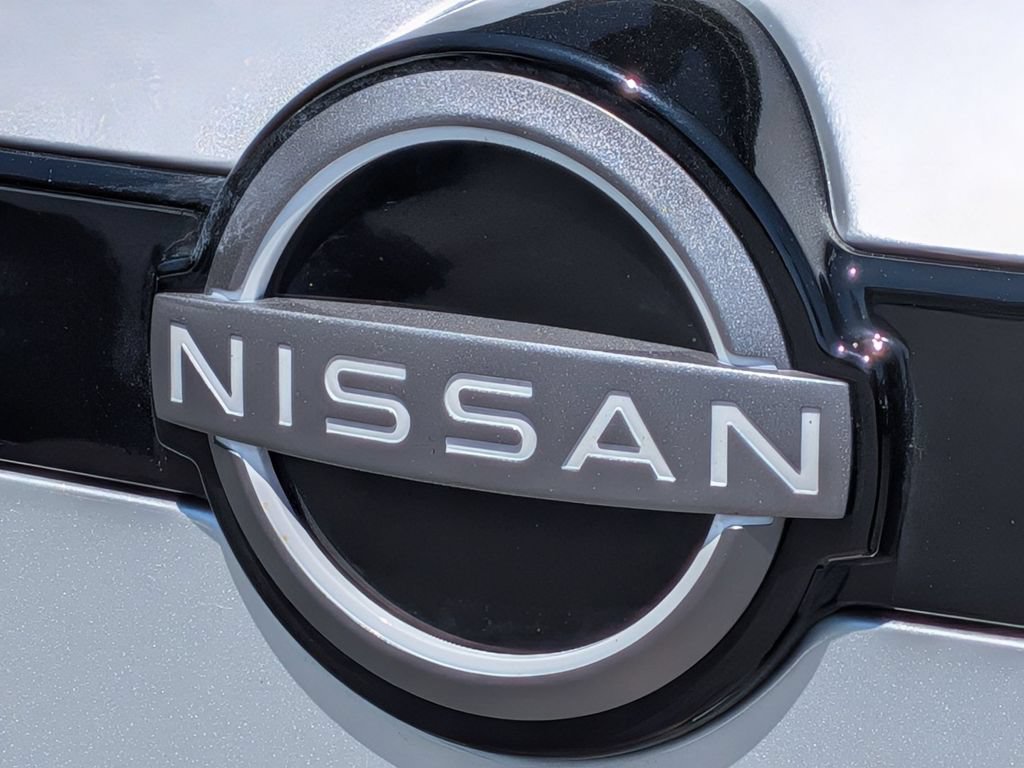 Used 2025 Nissan Pathfinder SV AWD/4WD image 27