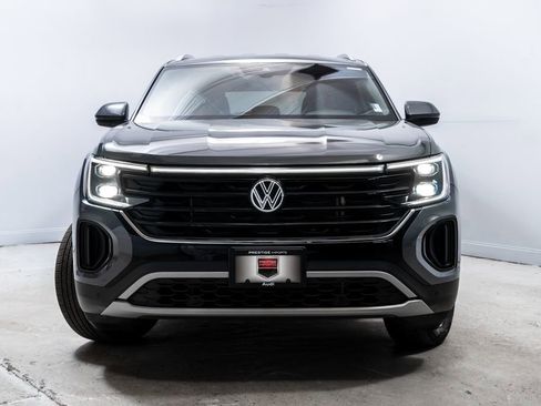 Used 2025 Volkswagen Atlas Cross Sport SE AWD/4WD image 10