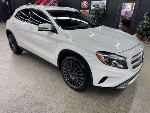 Used 2017 Mercedes-Benz GLA 250 4MATIC image 7