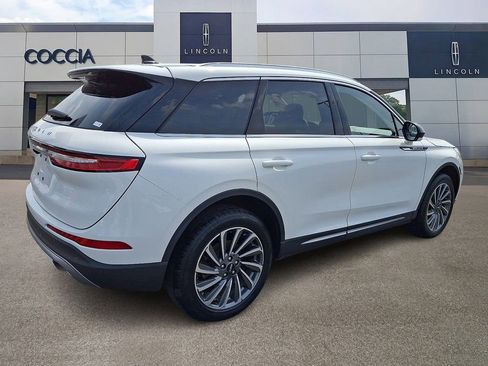 Certified 2023 Lincoln Corsair Reserve image 4