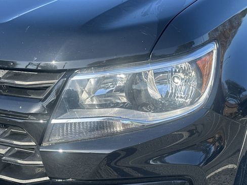 Used 2022 Chevrolet Colorado W/T w/ WT Convenience Package image 11