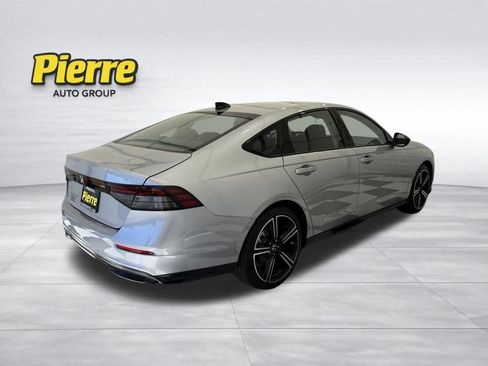 Used 2026 Honda Accord SE image 5