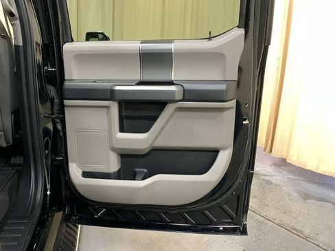 Used 2018 Ford F150 XLT w/ Equipment Group 302A Luxury AWD/4WD image 14