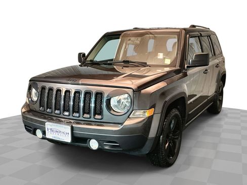 Used 2015 Jeep Patriot Sport w/ Power Value Group image 1