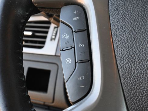 Used 2008 GMC Yukon Denali image 16