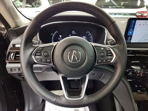 Used 2025 Acura MDX SH-AWD image 17