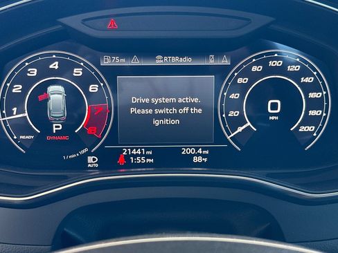 Used 2022 Audi RS 6 AWD/4WD image 25