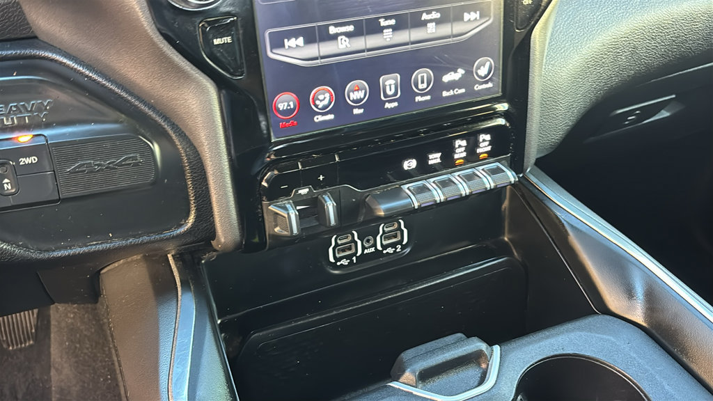 Used 2020 RAM 2500 Laramie w/ Night Edition AWD/4WD image 21