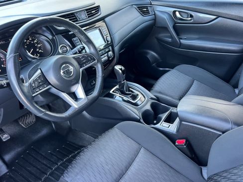 Used 2019 Nissan Rogue SV AWD/4WD image 11