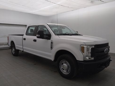 Used 2019 Ford F250 XL w/ Power Equipment Group RWD image 11