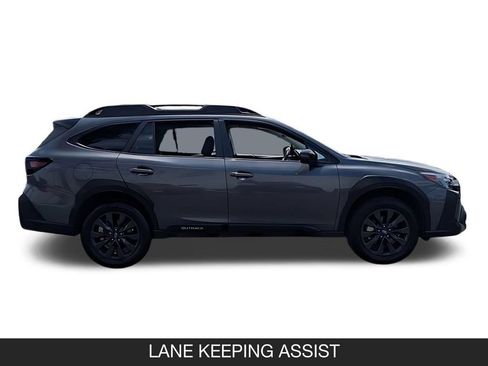 Used 2025 Subaru Outback Onyx Edition AWD/4WD image 7