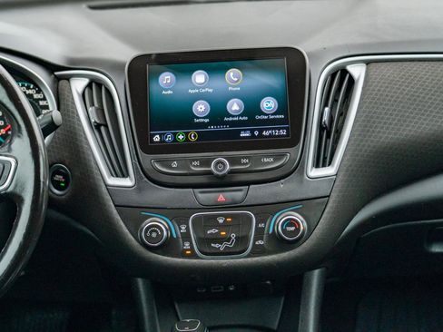 Used 2019 Chevrolet Malibu RS image 17