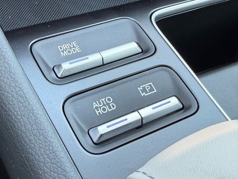 Certified 2025 Hyundai Sonata SEL image 18