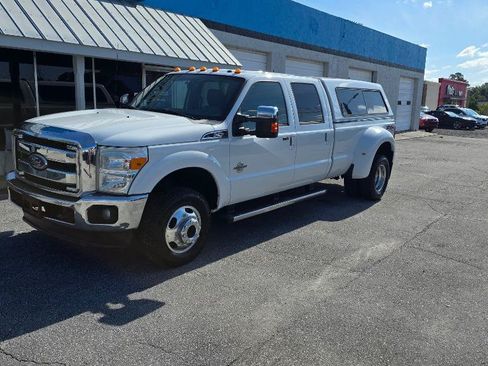 Used 2011 Ford F350 Lariat w/ Chrome Pkg AWD/4WD image 2